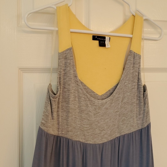 Multi-Color Tunica - Picture 2 of 3